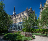 英國利茲大學